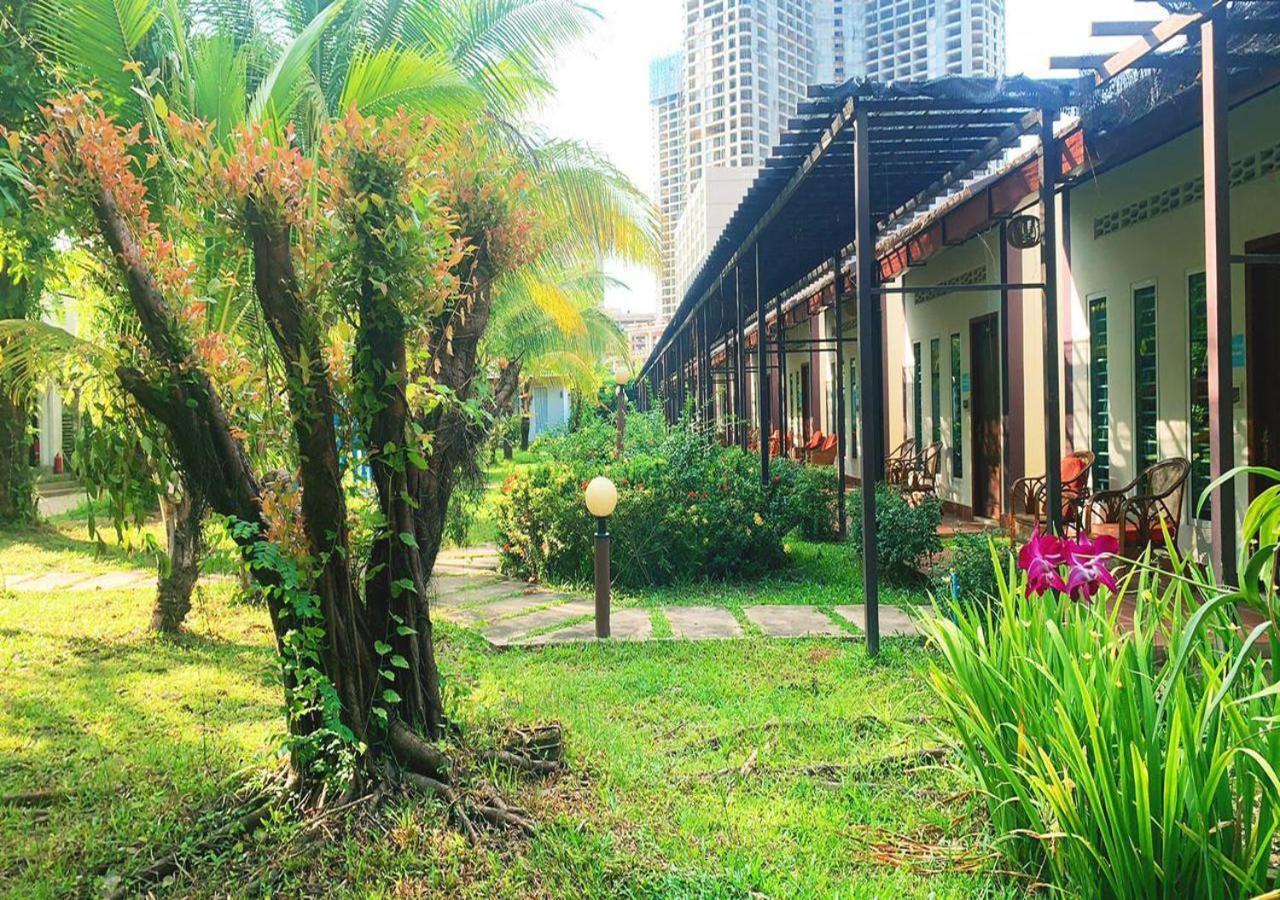 Twin Palms Resort Sihanoukville Esterno foto