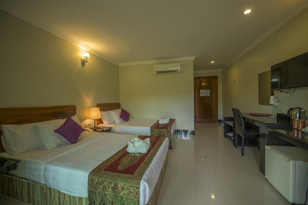 Twin Palms Resort Sihanoukville Esterno foto