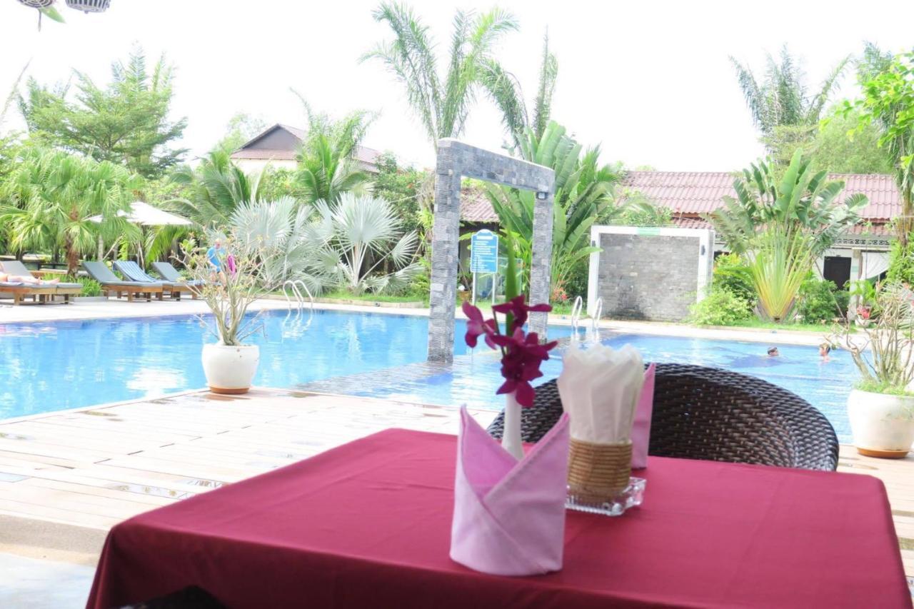 Twin Palms Resort Sihanoukville Esterno foto