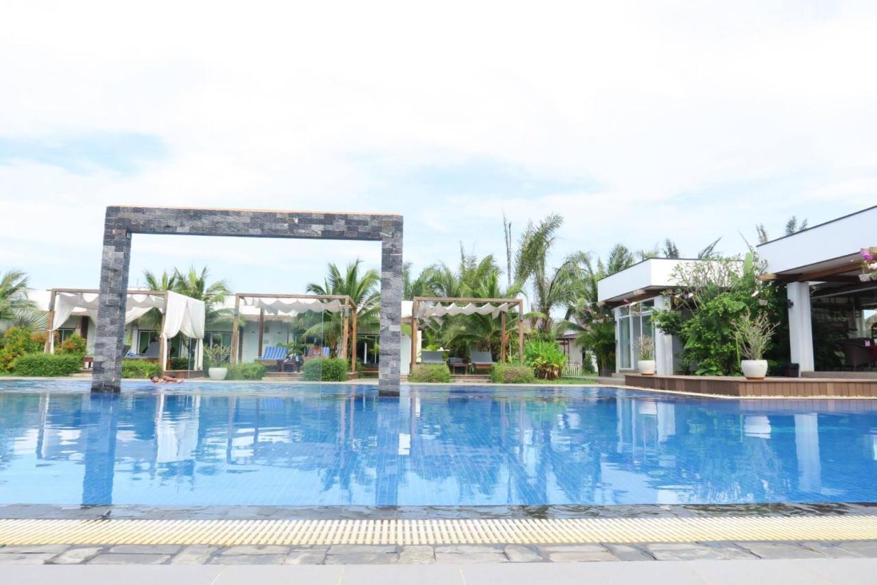 Twin Palms Resort Sihanoukville Esterno foto