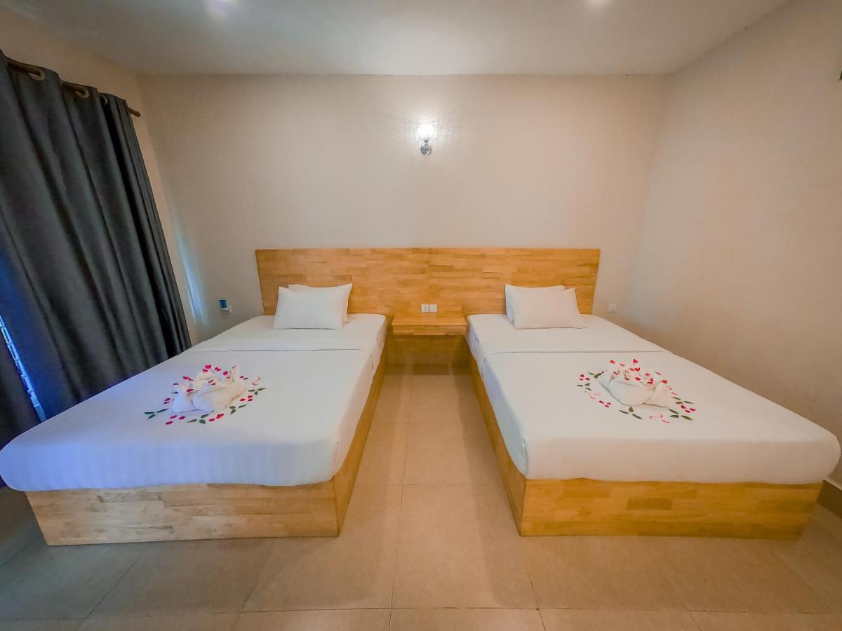 Twin Palms Resort Sihanoukville Esterno foto