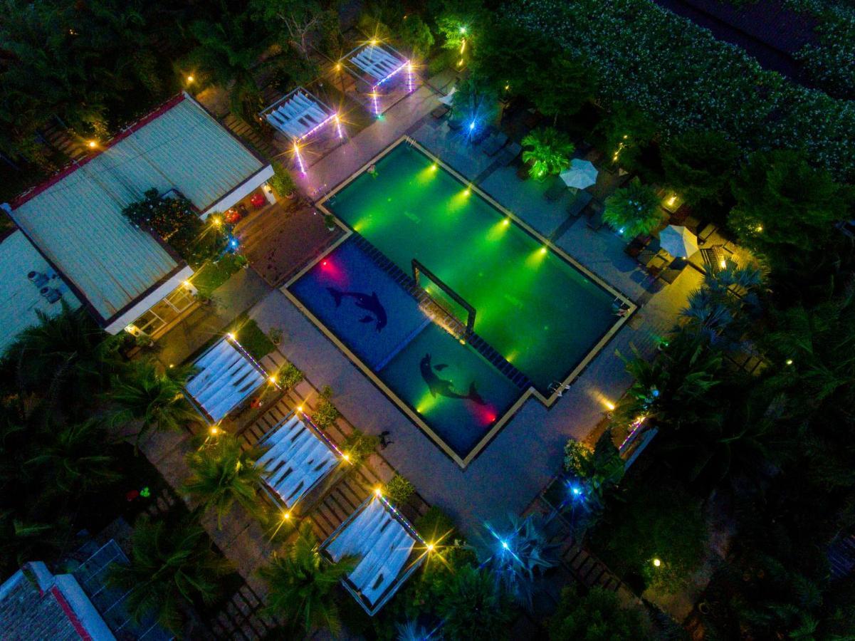 Twin Palms Resort Sihanoukville Esterno foto