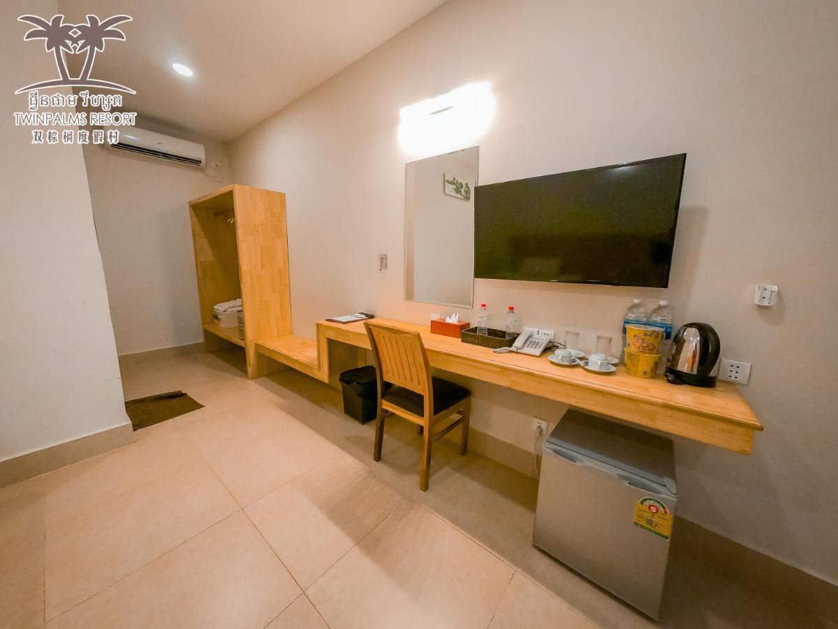 Twin Palms Resort Sihanoukville Esterno foto
